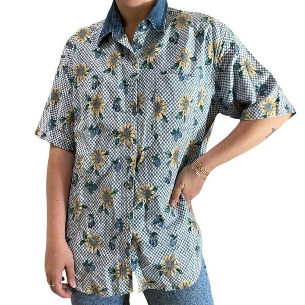 Vintage 80s Womens Blue Denim Sunflower Strawberry Novelty Button Down Shirt